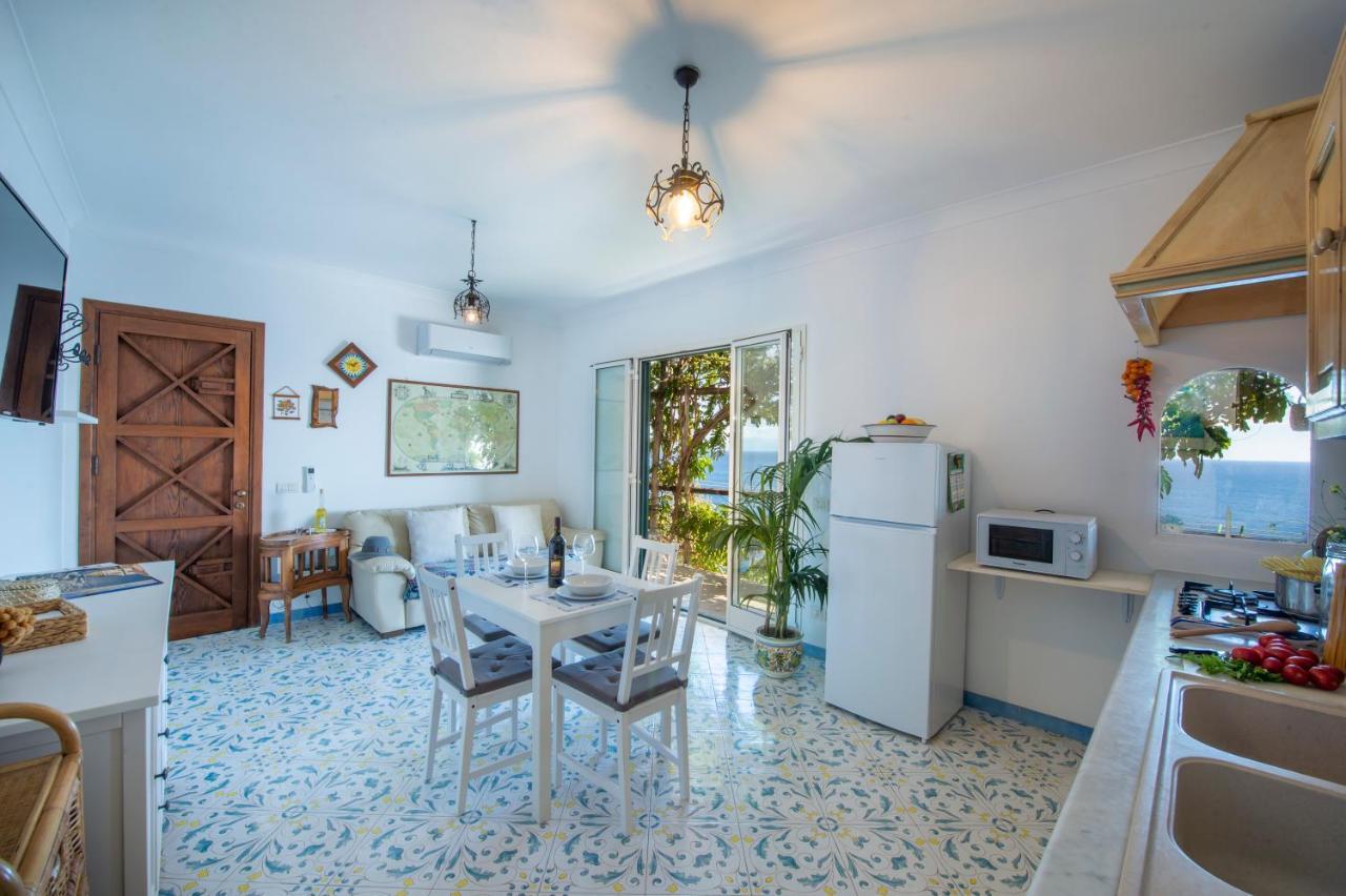 Appartement Sea Side Solandra à Praiano Extérieur photo